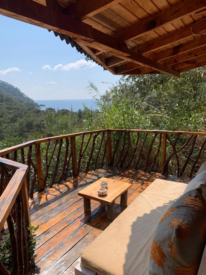 Bamboo Bungalow With Sea View In Kabak Bay, Oeluedeniz Fethiye Exterior photo