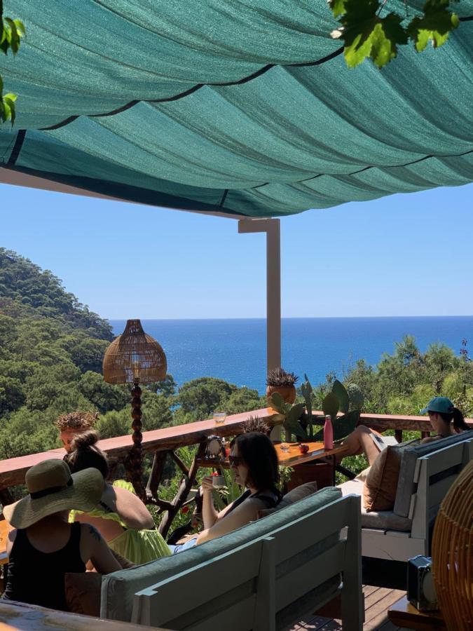 Bamboo Bungalow With Sea View In Kabak Bay, Oeluedeniz Fethiye Exterior photo